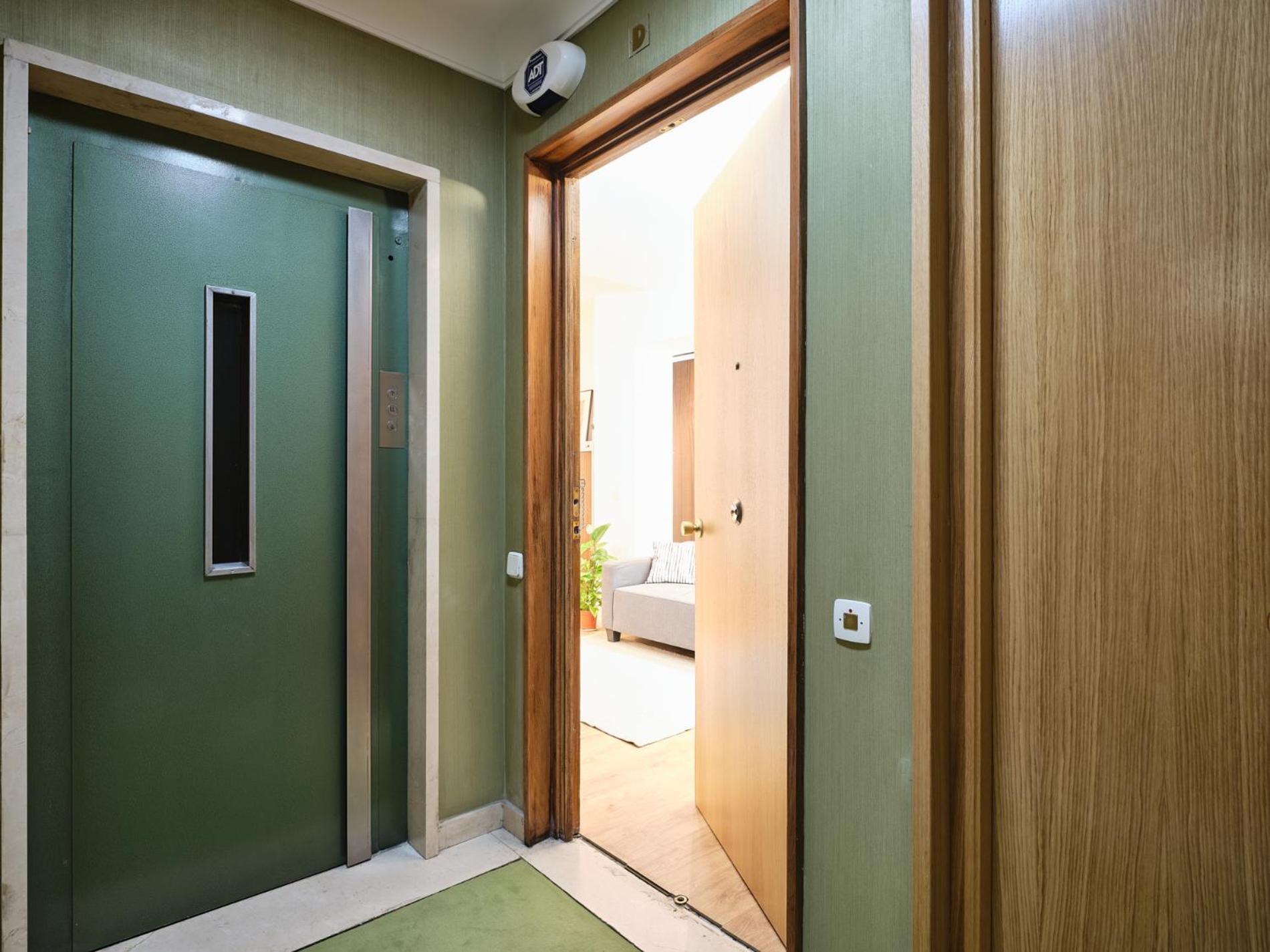 My City Home - Student Rooms In Moncloa Madrid Esterno foto